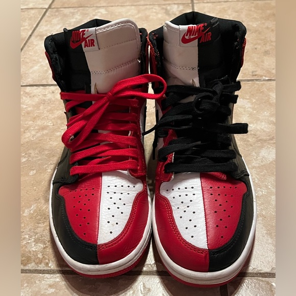 Nike Air Jordan 1 Retro High OG Homage To Home 861428-061 Size 9.5 - Picture 8 of 10